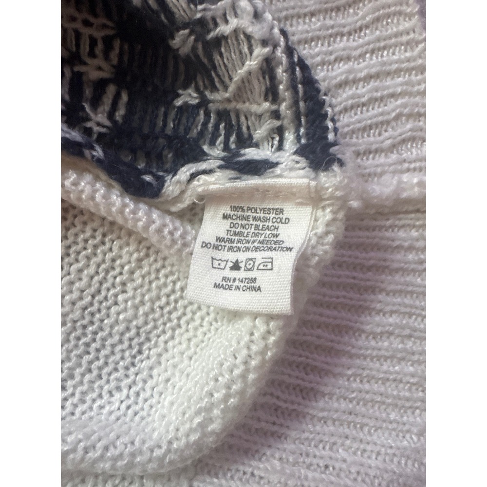 Simply Southern Women Weekend Fair Isle Gondola Winter Knit Sweater White L/XL - Picture 6 of 7